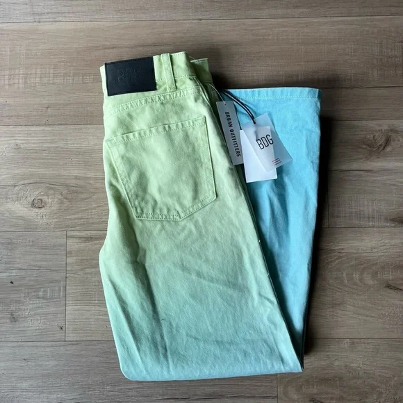 New Urban Outfitters Ombré Jeans - Picture 2 of 8